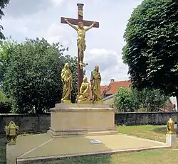Le groupe de la crucifixion.