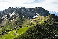 Ligne MGN entre Jaman et les rochers de Naye.