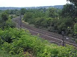 Tout début de la ligne à la sortie de Saint-Germain-des-Fossés