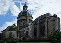 Abside et transept de l'église Sainte-Marie-Madeleine