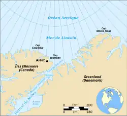 L'île d'Ellesmere et le Groenland, séparés par des détroits.