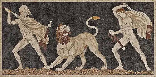 Mosaïque en galets de rivière représentant une chasse au lion à laquelle aurait participé Alexandre. Pella, Grèce, IVe siècle av. J.-C.