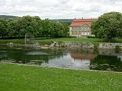 Le château de L'Isle.