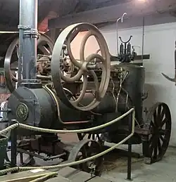 Locomobile de 1927 composée de pièces SFMAI et Merlin.