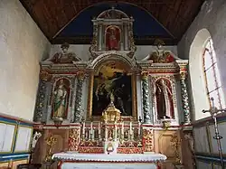 Église Saint-Guénolé : le maître-autel.