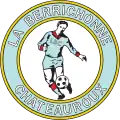 Logo rond avec un footballeur en action entouré d'un cercle bleu ciel avec le nom du club à l'intérieur.