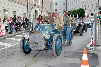Lohner Porsche Mixte Hybride, première automobile hybride essence électrique de l'histoire de l'automobile, 1901.