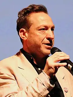 Description de cette image, également commentée ci-après