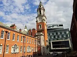 Façade, Market Street