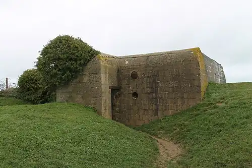 Photo d'un bunker de la Seconde Guerre mondiale.
