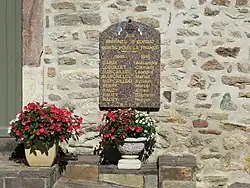 Monuments aux morts.