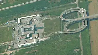 Extrémité chinoise du Lotus Bridge