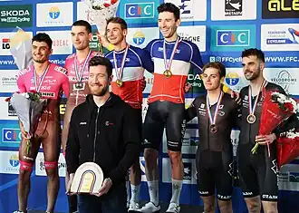 Podium de l'américaine élites.