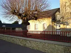 L'école élémentaire en 2012.