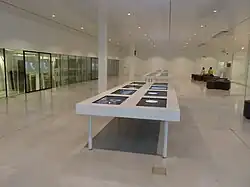 La salle principale.