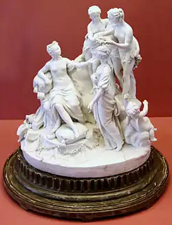 Vénus faisant couronner la beauté, porcelaine de Sèvres, fin XVIIIe&nbsp;siècle.