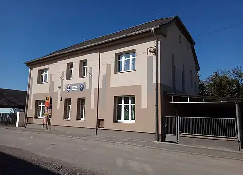 Lovčice : la mairie.