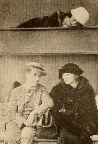 Description de cette image, également commentée ci-après