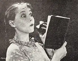 Description de cette image, également commentée ci-après