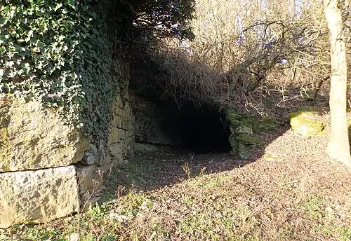L'entrée de la grotte.