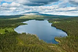 Luosujärvi.