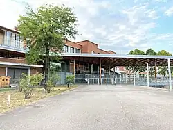 Description de l'image Lycée Germaine Tillion - Le Bourget (FR93) - 2022-08-01 - 1.jpg.