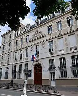 No 17 : lycée Montaigne.