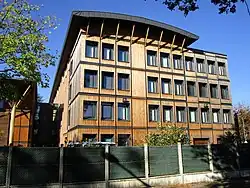 Description de cette image, également commentée ci-après