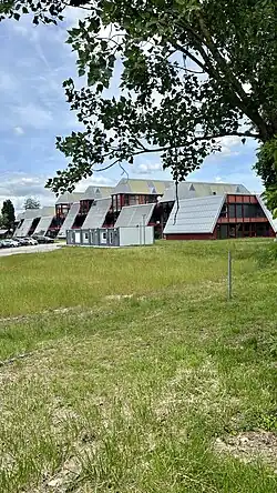 Description de l'image Lycée de la Plaine de l'Ain à Ambérieu-en-Bugey.jpg.