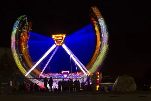 La place du Gros-Caillou pendant la vogue des marrons.