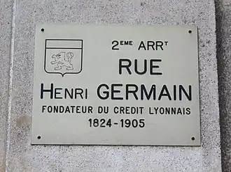 Voir la plaque.