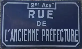 Voir la plaque.