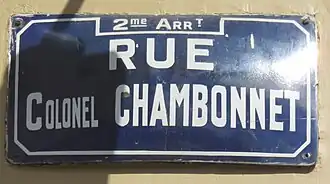 Voir la plaque.