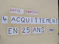 Collage en faveur de Pınar Selek à Lyon le 23 mars 2023.