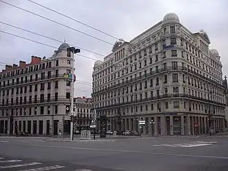 Le quai ouvert sur Les Cordeliers