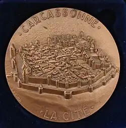 Avers de la médaille de la ville de Carcassonne.