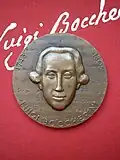 Médaille en bronze à l'effigie de Luigi Boccherini réalisée en 1972 par Marcel Renard.