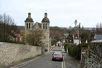 La rue Buquet et l'église.