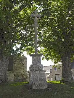 Le calvaire de Saint-Maudez.