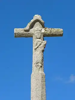 La croix de cimetière.