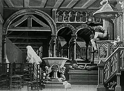 Description de l'image Méliès, Le diable au couvent (Star Film 185-187).jpg.