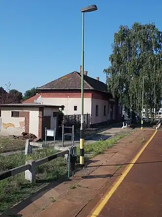 Image illustrative de l’article Gare de Ménfőcsanak felső