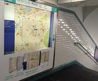 Plan du quartier installé dans le hall d'accueil.