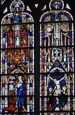 Le vitrail de l'abside : apparition du Christ à Marie-Madeleine, Crucifixion (baie no&nbsp;0), datant de 1339, en 2005.