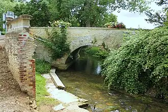 Lavoir sur le Laizon à Mézidon-Canon