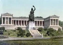 Le Ruhmeshalle et la Bavaria sur une carte postale du XIXe siècle