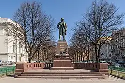 Statue de Glinka à Saint Petersbourg (1906), par Robert Bach