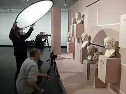 Wikipédiens photographes travaillant dans l'exposition