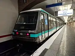 MP 89 CC modernisé à la station Kléber sur la ligne 6 en février 2023.