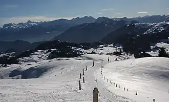 Chemin de croix et panorama.